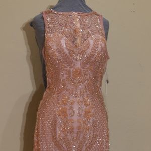 SCALA beaded short sheath dress in new rose size 4